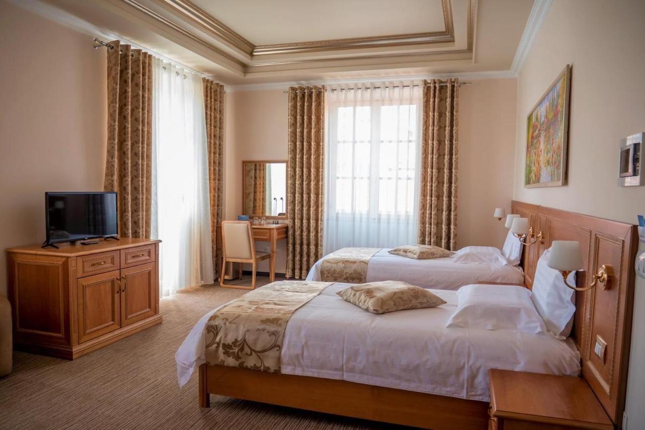 Hotel Boka Tiranë Luaran gambar