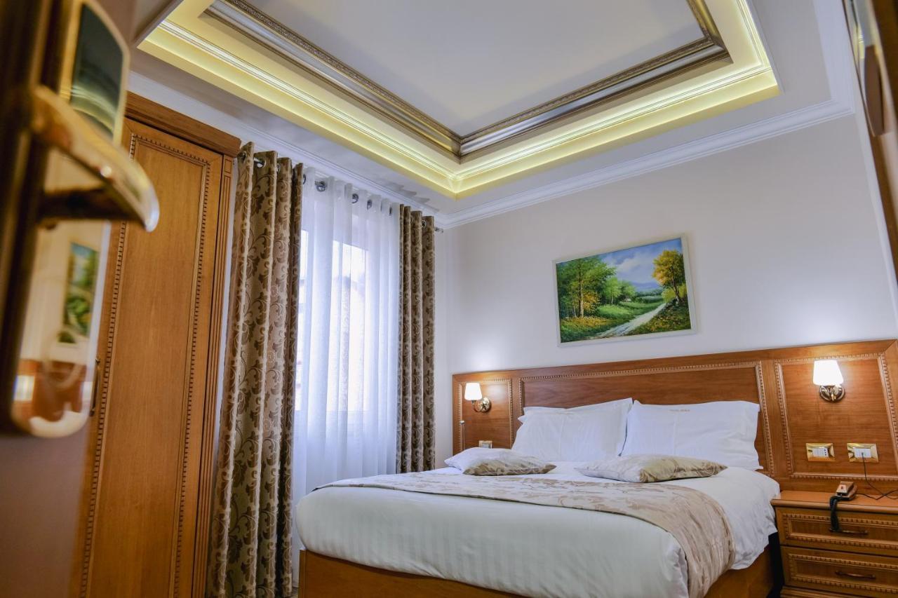Hotel Boka Tiranë Luaran gambar
