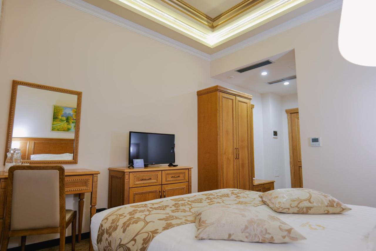 Hotel Boka Tiranë Luaran gambar