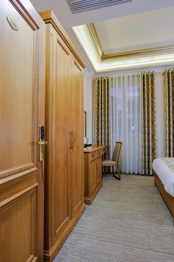 Hotel Boka Tiranë Luaran gambar