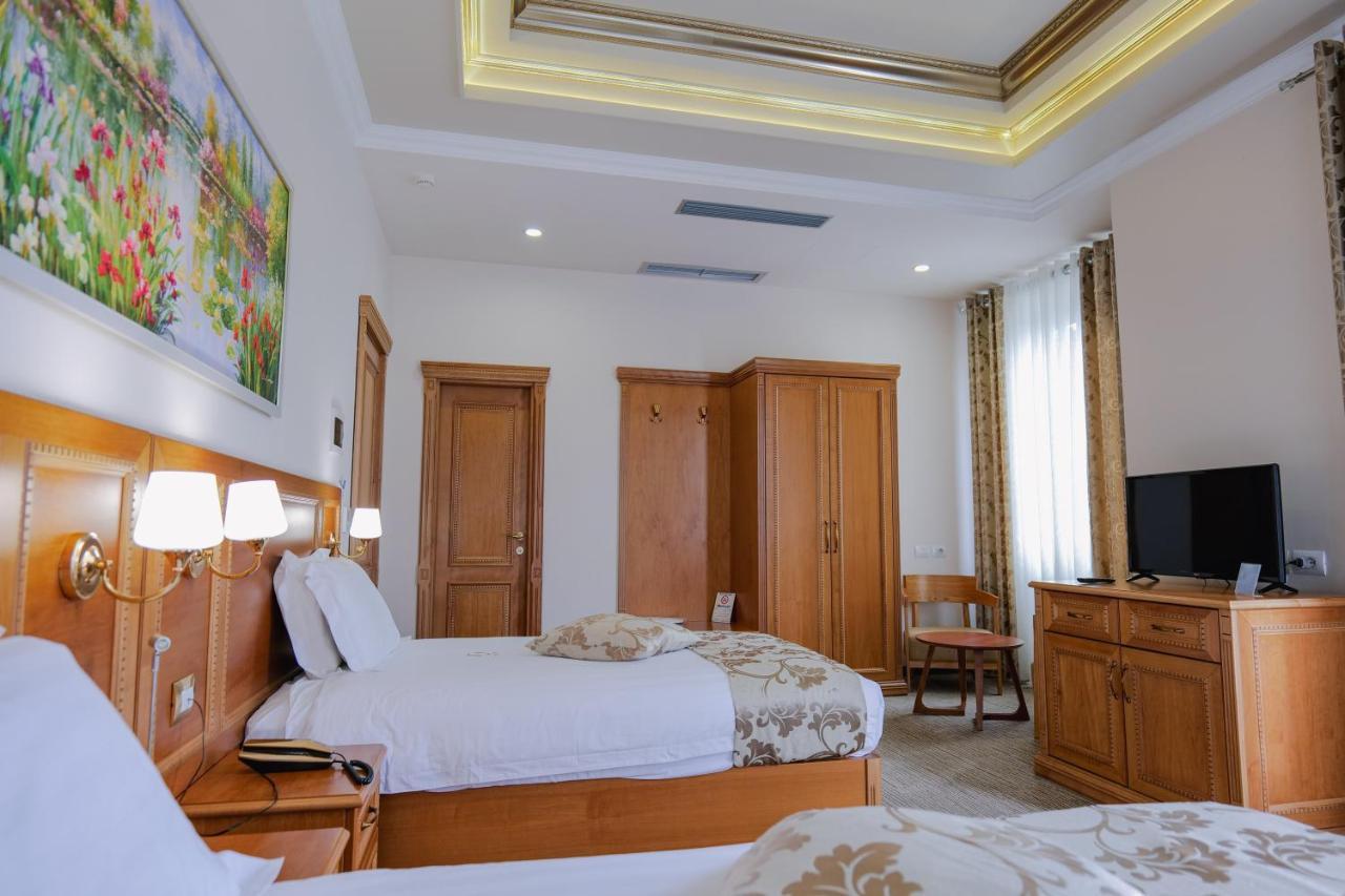 Hotel Boka Tiranë Luaran gambar