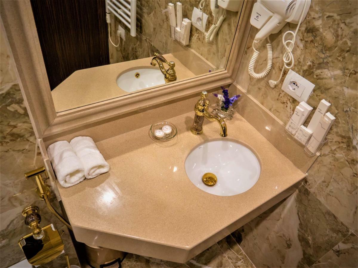 Hotel Boka Tiranë Luaran gambar