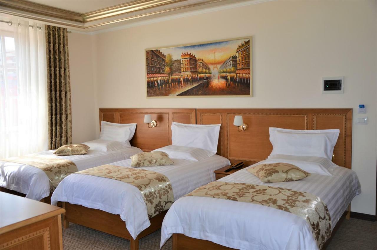 Hotel Boka Tiranë Luaran gambar