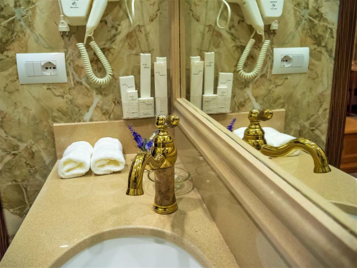 Hotel Boka Tiranë Luaran gambar